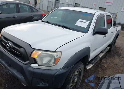 2013 Toyota Tacoma V6 z USA, uszkodzony, nr VIN 5TFMU4FN1DX011957